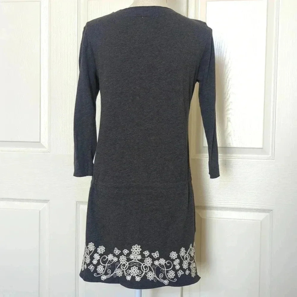 Johnny Was Floral & Butterfly Embroidered Tunic Dress in gray and white - Picture 5 of 7